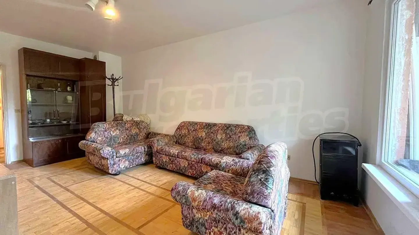 Spacious 1-Bedroom Apartment in Quiet Stara Zagora – Perfect Retreat - Image 1