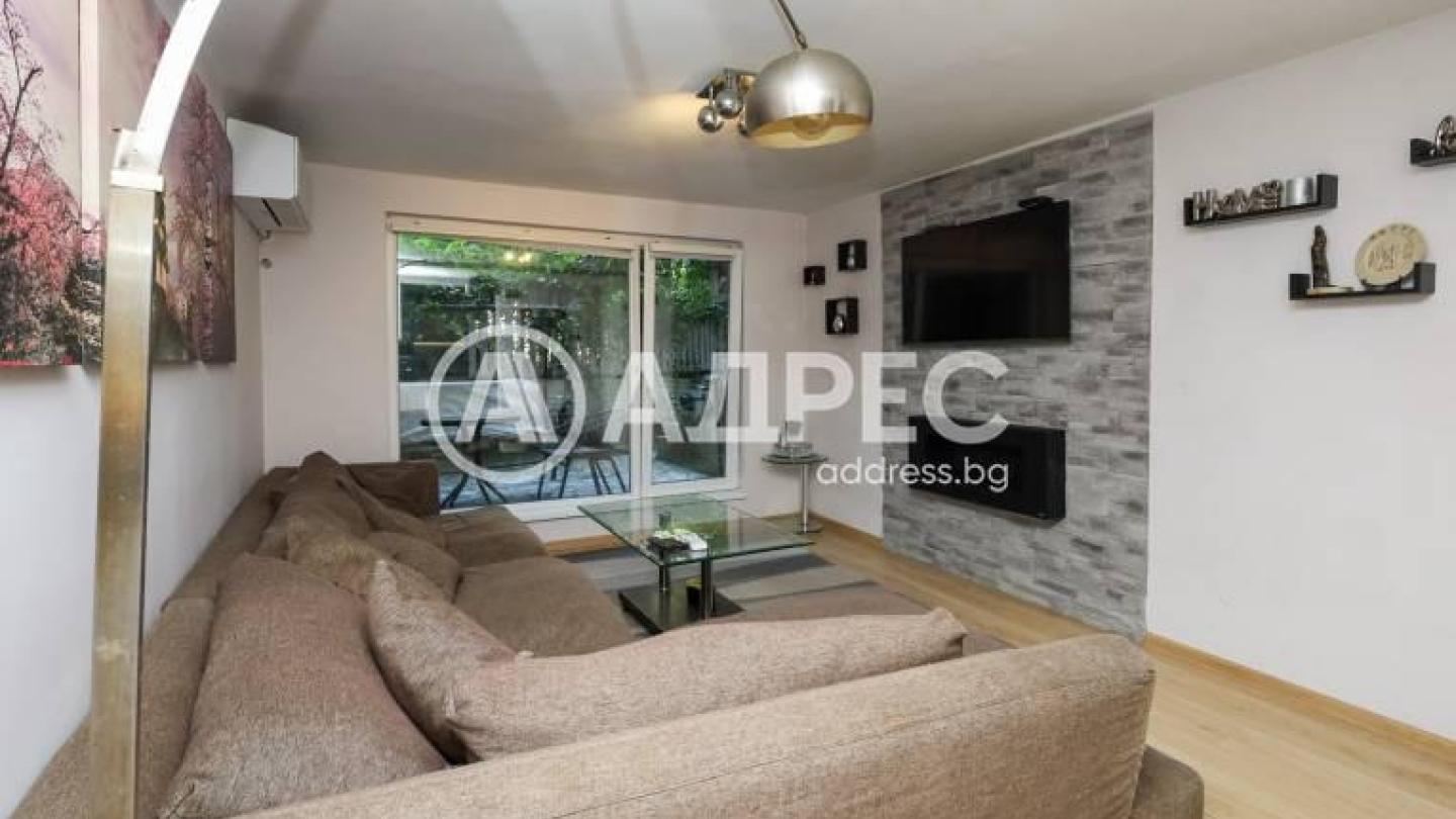 Apartment for sale in Burgas - Image 1