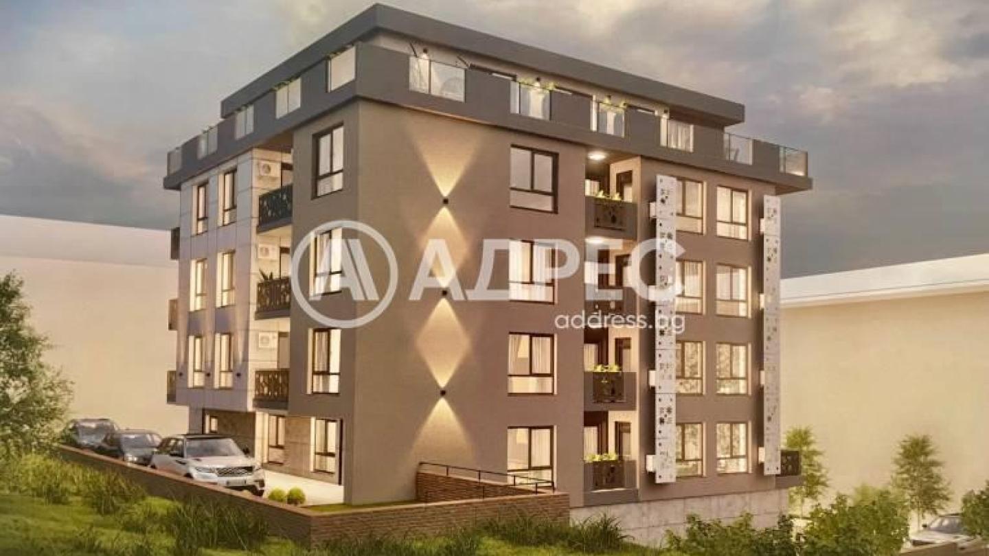 Spacious 3-Bedroom Apartment Near Park & Stadium in Stara Zagora - Image 1