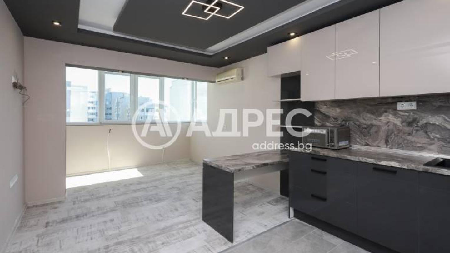 Spacious Partially Furnished Apartment with Lake View in Burgas - Image 1