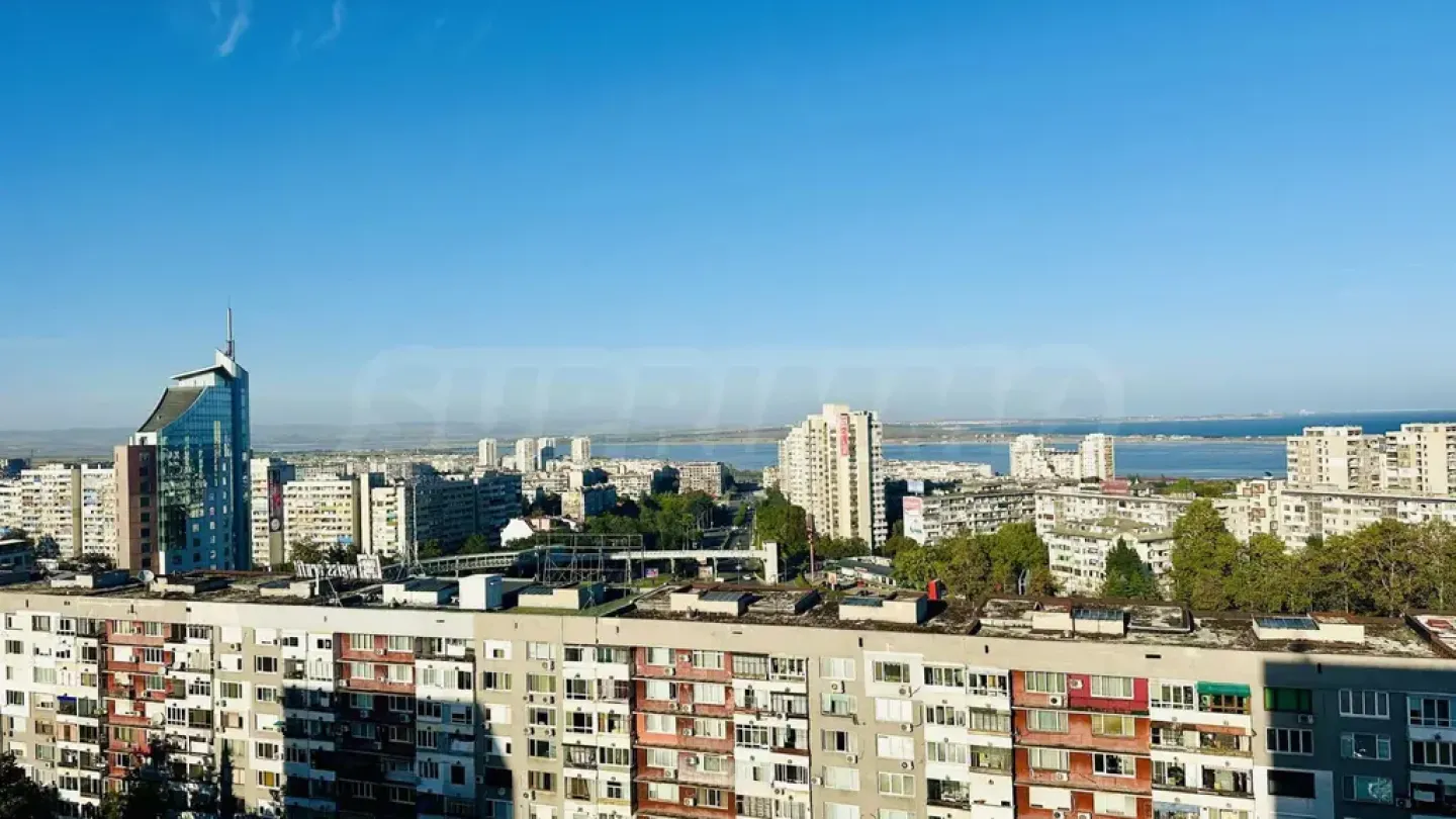 Panoramic City &amp; Sea Views - Fully Furnished Apartment, Burgas - Image 1
