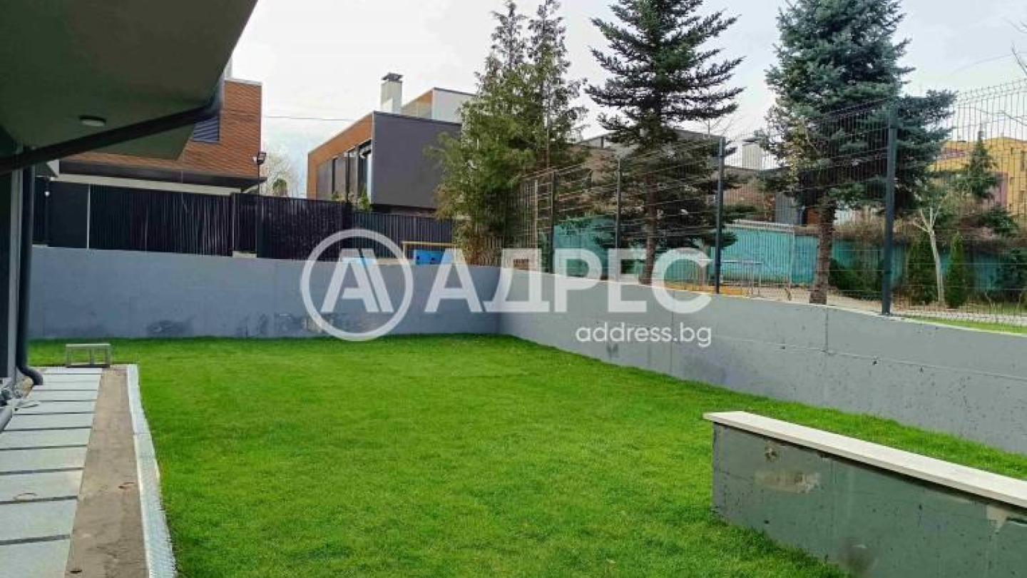 Spacious 2-Bedroom Apartment in Sofia's Vitosha District - Act 15 - Image 1