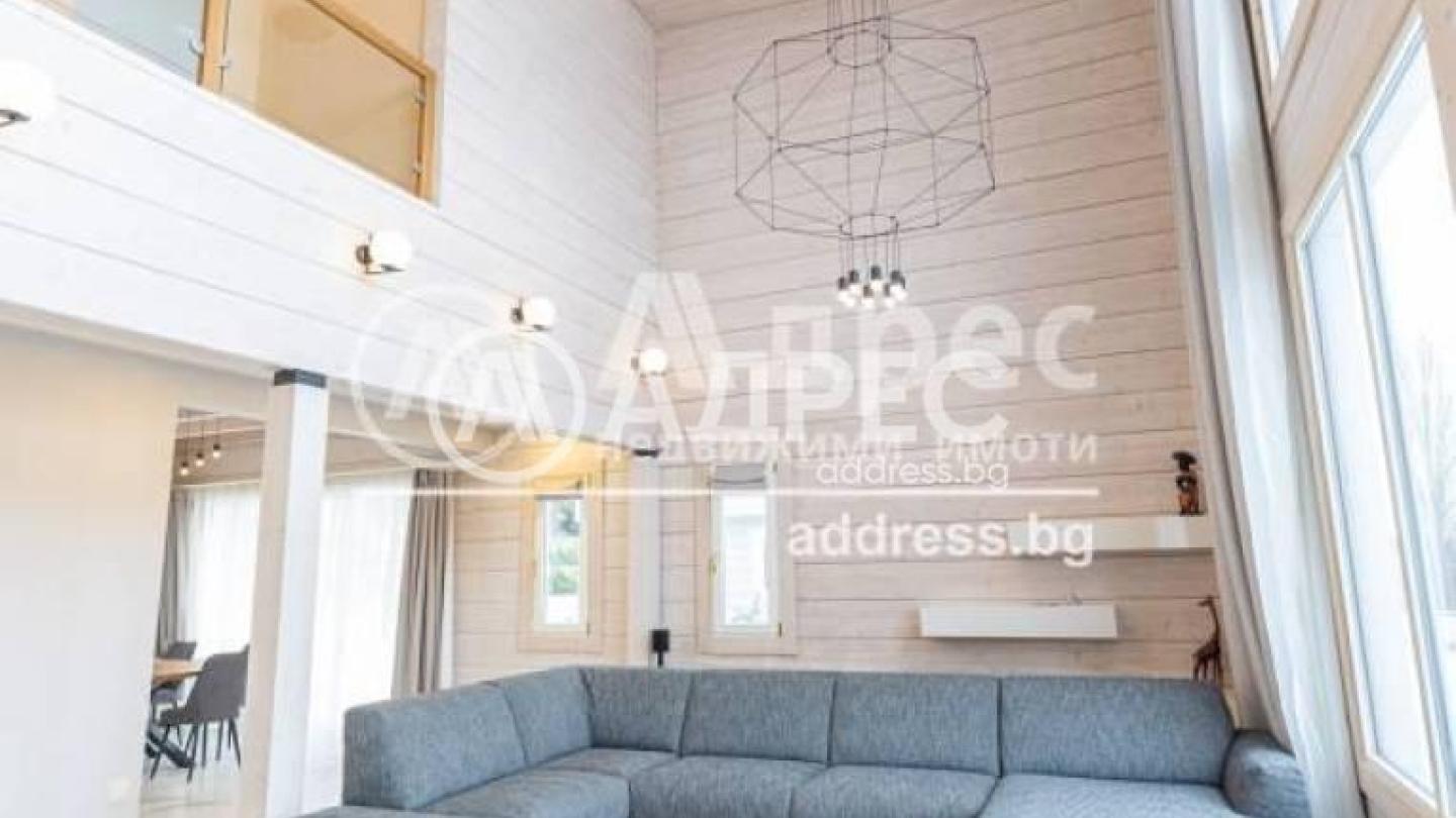 Spacious Villa in Boyana, Sofia – 452m2, 4 Bedrooms, Stunning Views - Image 1