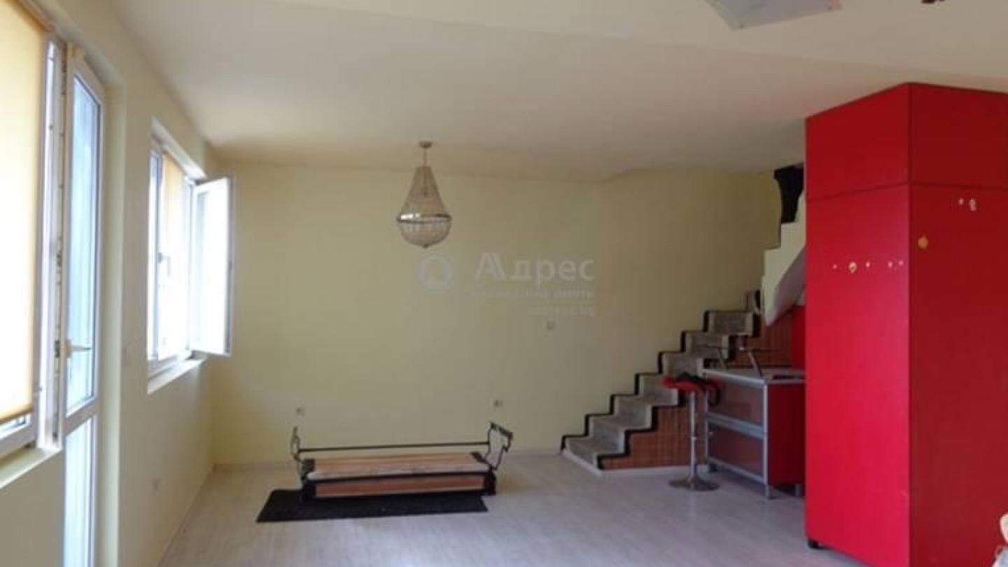 Spacious Mesonette in Stara Zagora - 3 Bedrooms, Terrace - Image 1
