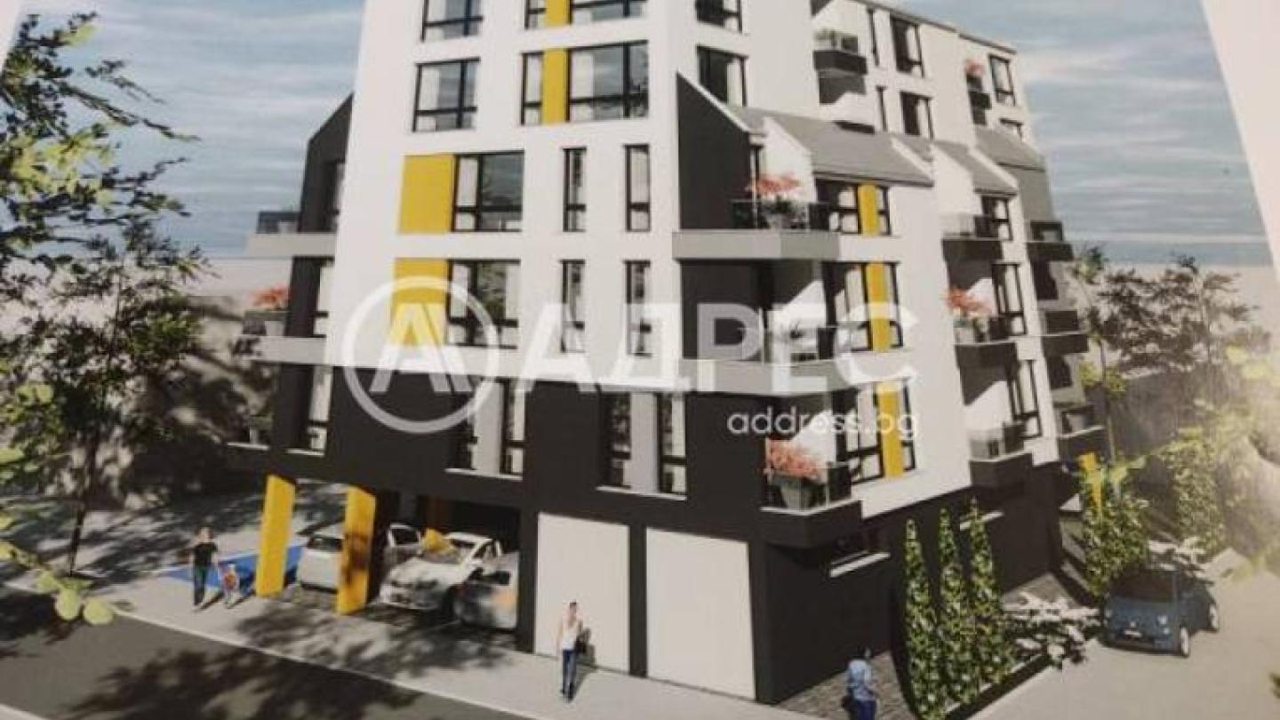 Spacious 3-Bedroom Apartment in Central Stara Zagora, Bulgaria - Image 1