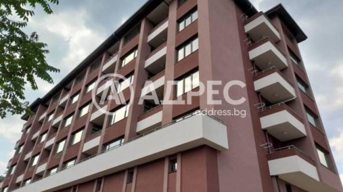 Spacious 2-Bedroom Apartment for Sale in Stara Zagora, Bulgaria - Image 1