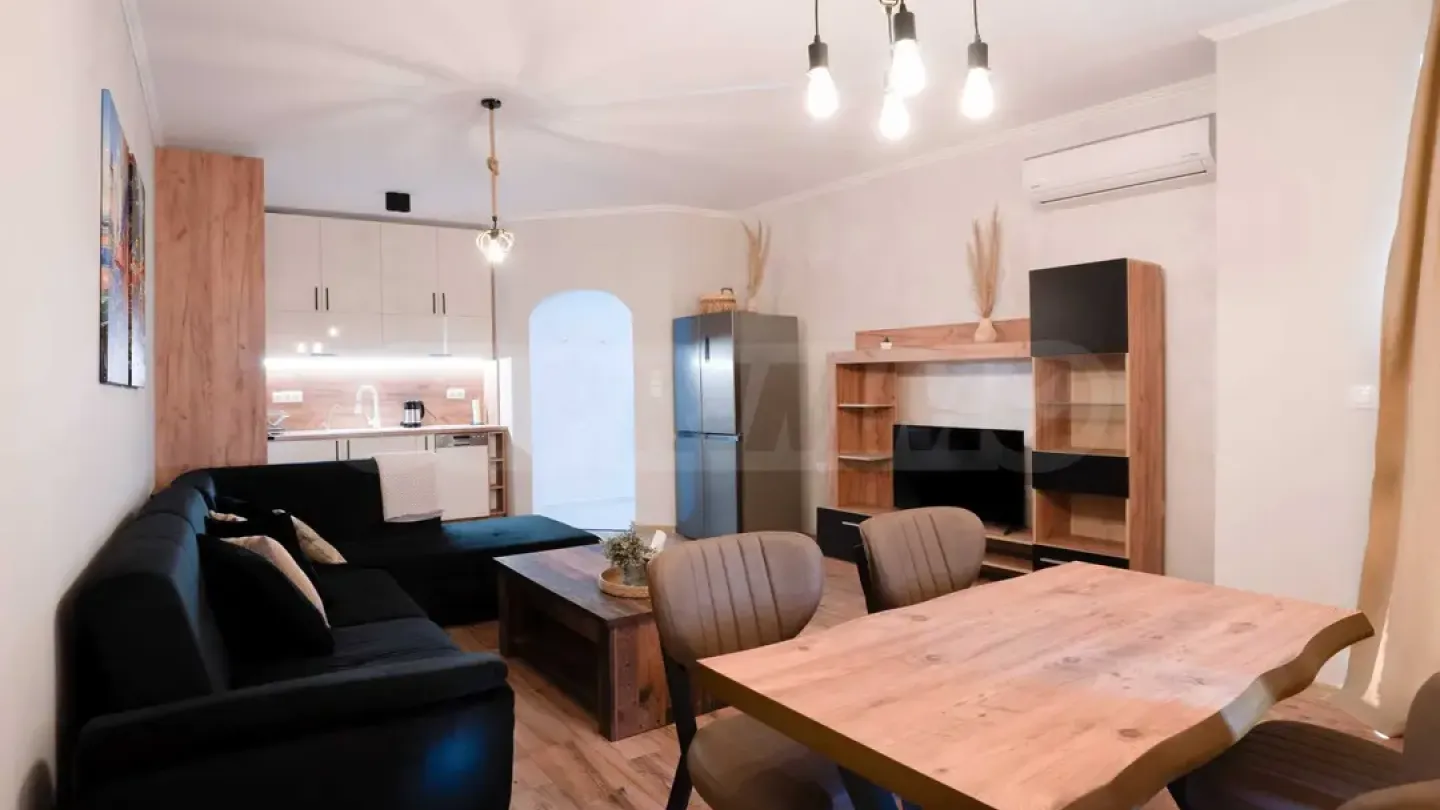 Spacious, Fully Furnished Apartment with Panoramic Burgas Views - Image 1