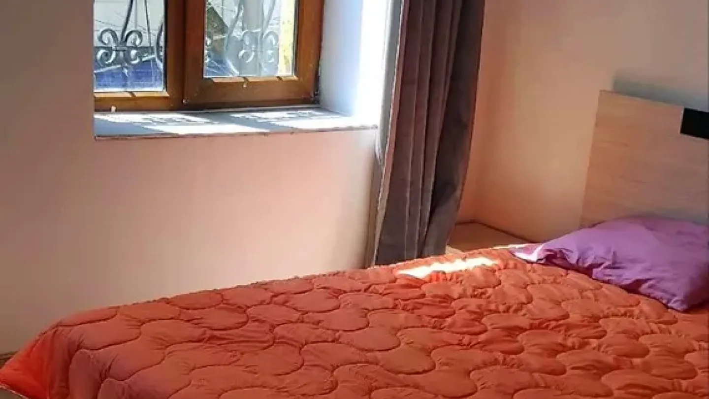 Stylish Fully Furnished Studio in Varna’s Grutska Mahala – 700 EUR - Image 1