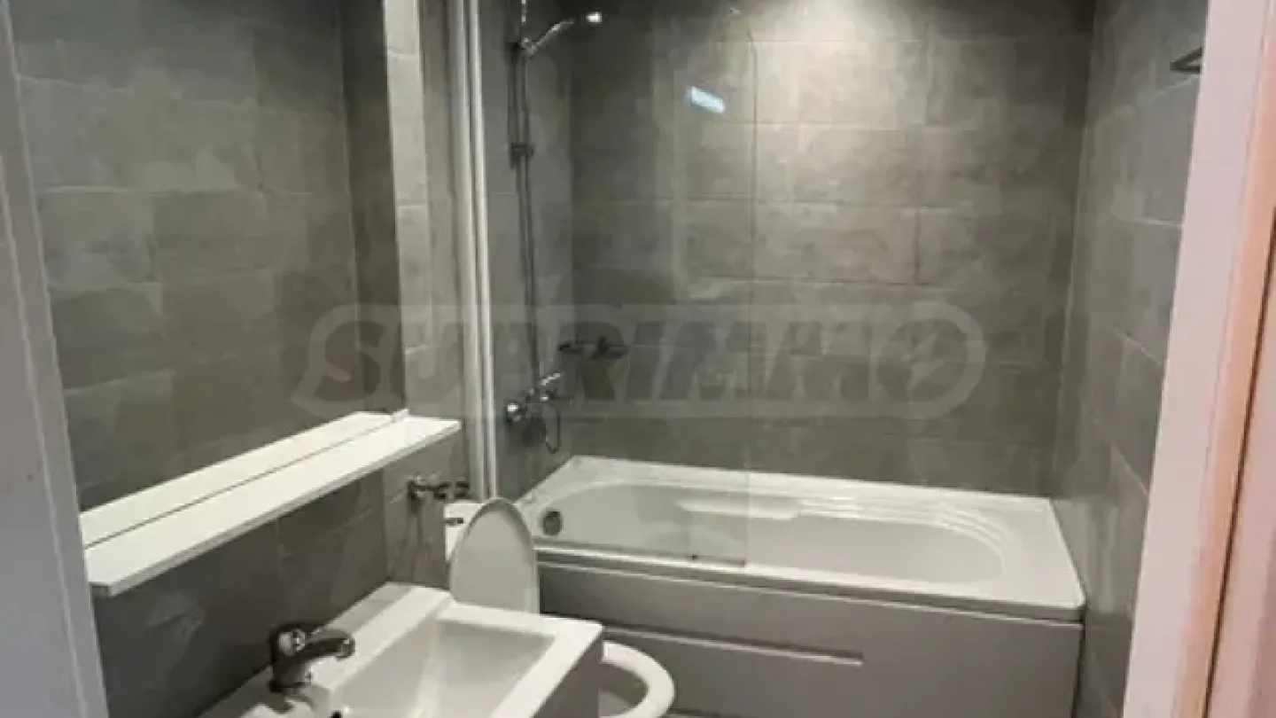 Spacious Fully Furnished Apartment in Sofia's Drvenitsa - Image 2