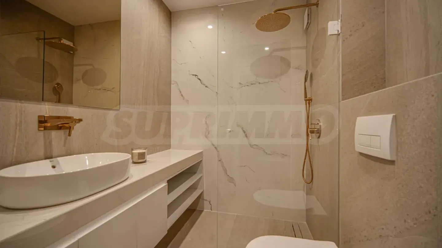 Spacious, Fully Furnished Apartment with Garage in Sofia - Image 3