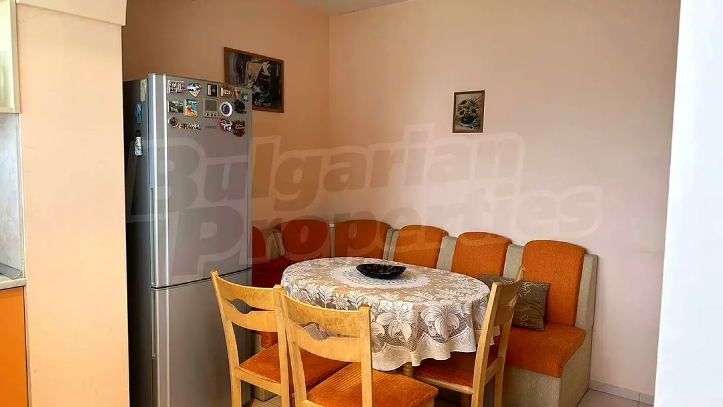 Fully Furnished 1-Bedroom Apartment in Varna's Vazrazhdane Quarter - Image 4
