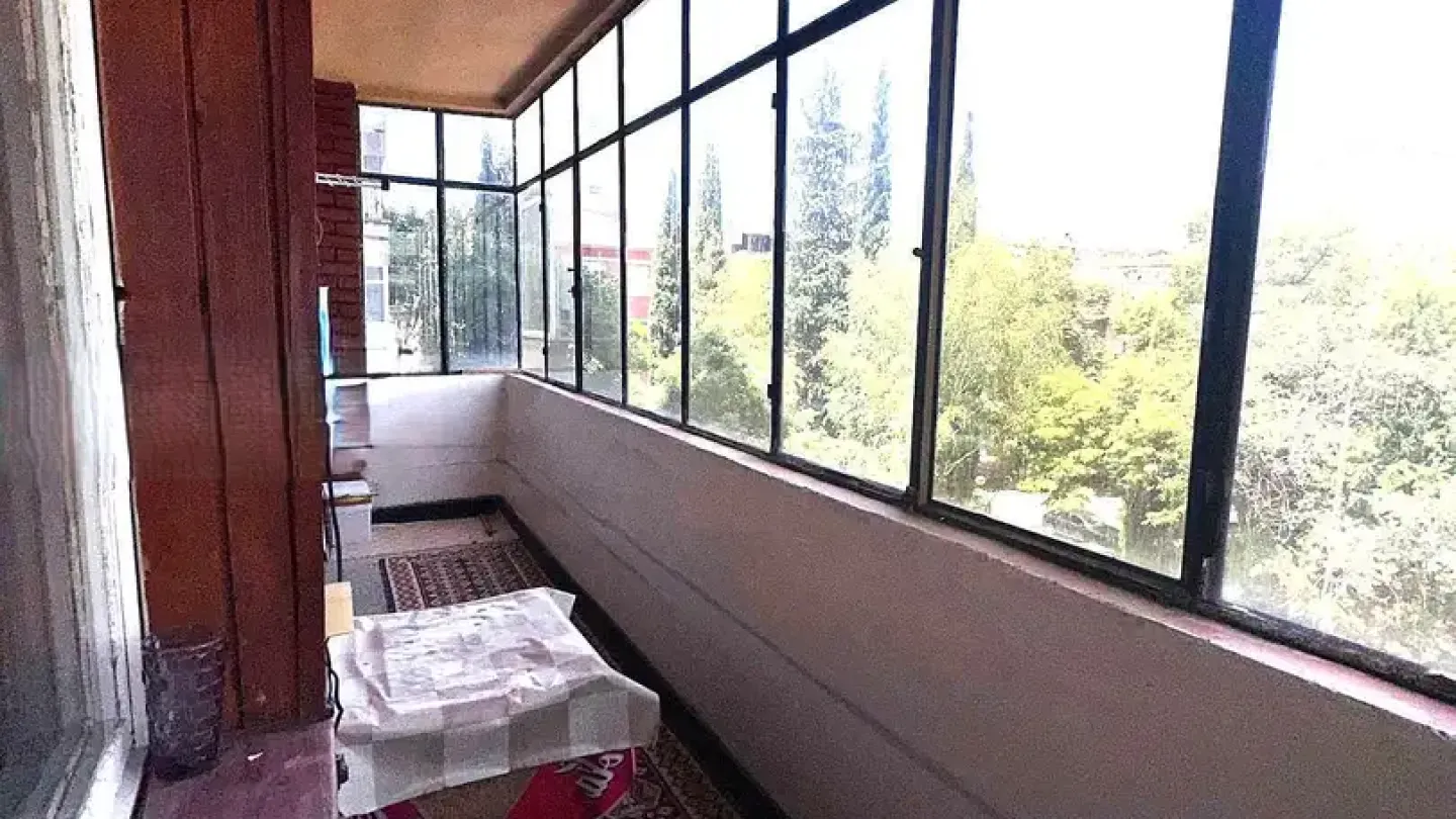 Spacious 3-Bedroom Apartment in Stara Zagora Center - For Sale - Image 3
