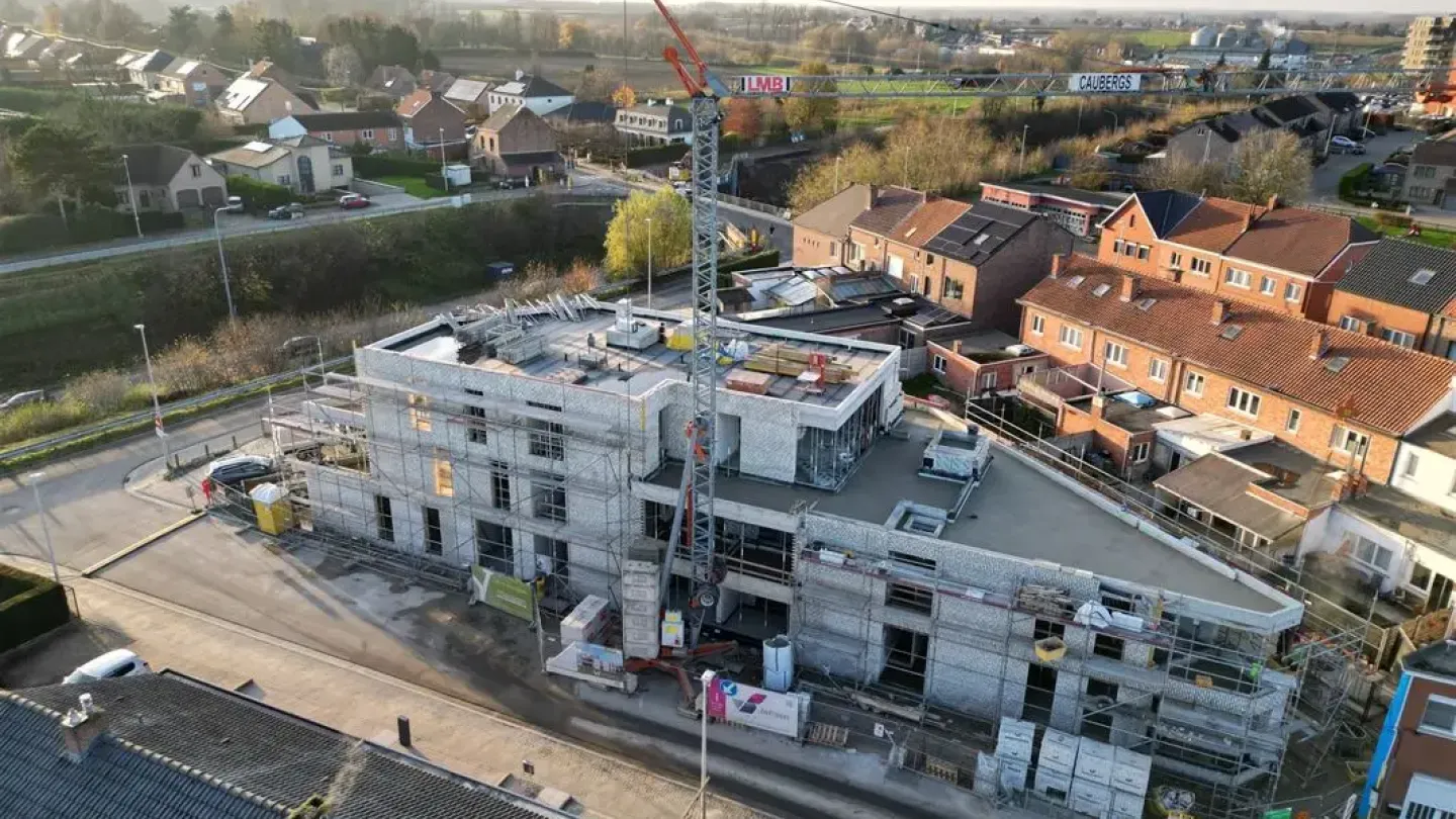 Spacious Apartment with Terrace & Garden in Sint-Truiden, Belgium - Image 1