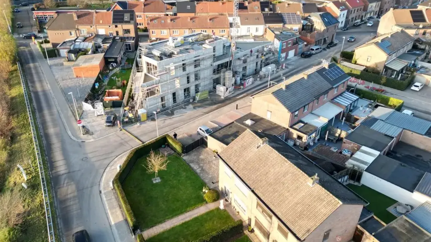 Spacious Apartment with Terrace & Garden in Sint-Truiden, Belgium - Image 2