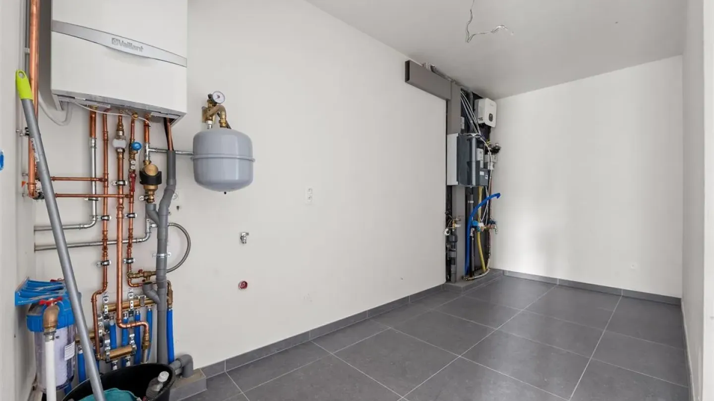 Modern 3-Bedroom House in Sint-Truiden – Perfect Location! - Image 3