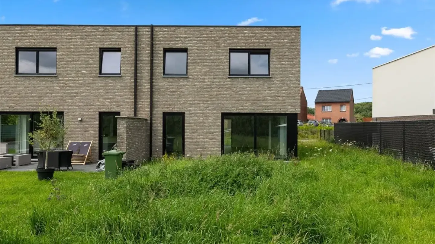 Modern 3-Bedroom House in Sint-Truiden – Perfect Location! - Image 2
