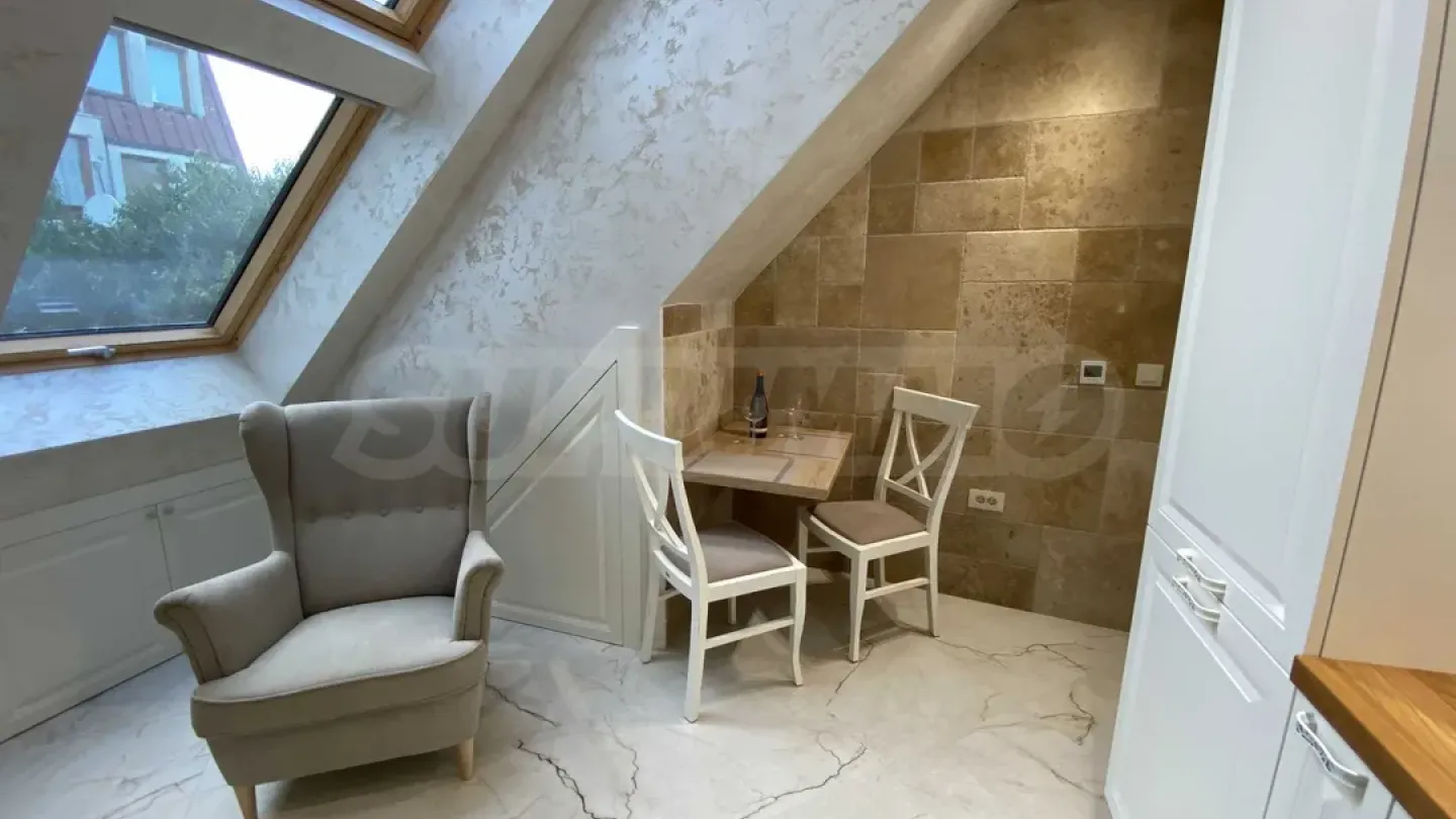 Stylish Fully Furnished Apartment in Central Varna - 60m² - Image 2