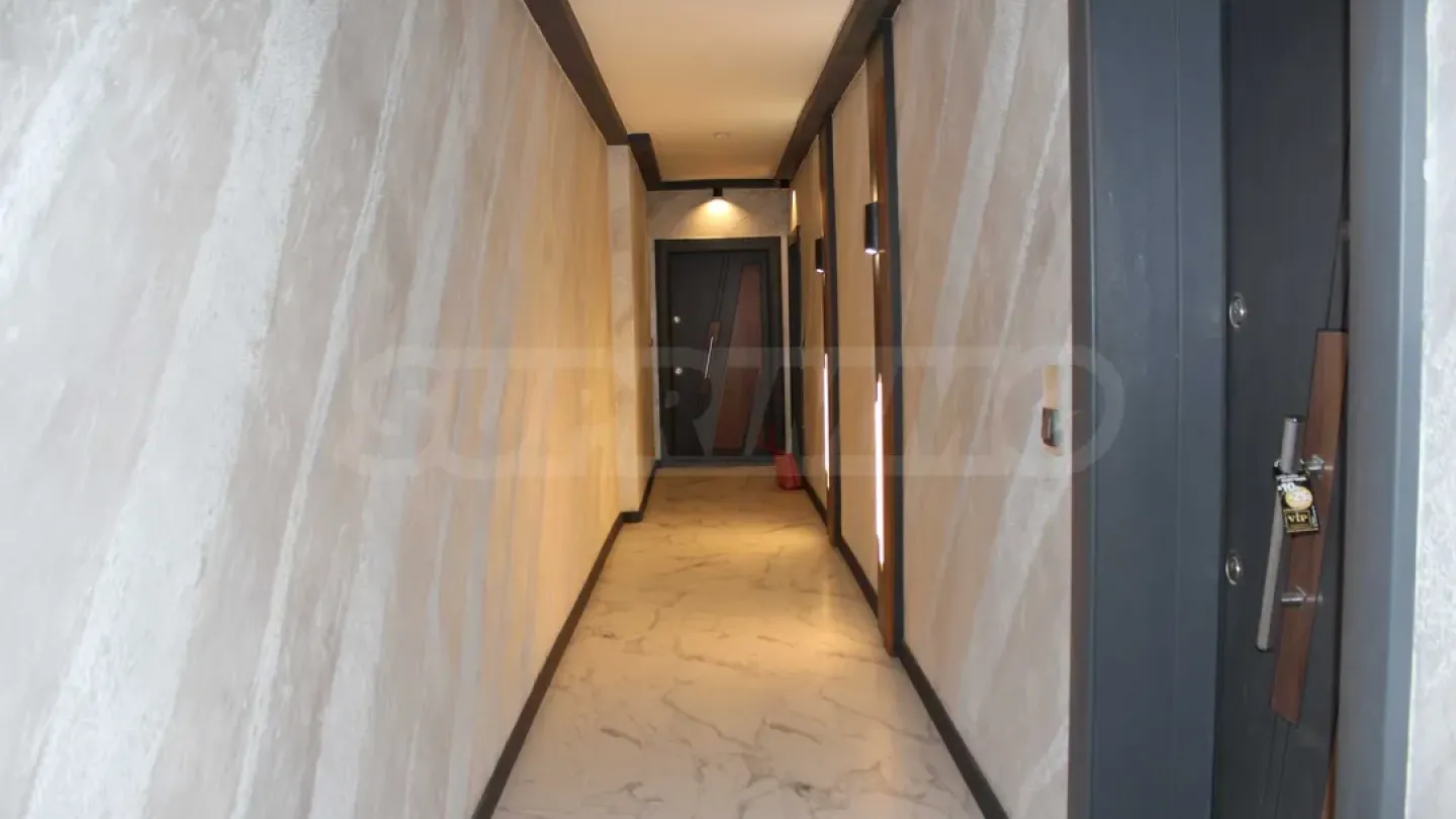 Luxury One-Bedroom Apartment in Plovdiv's Heart - €145,000 - Image 4
