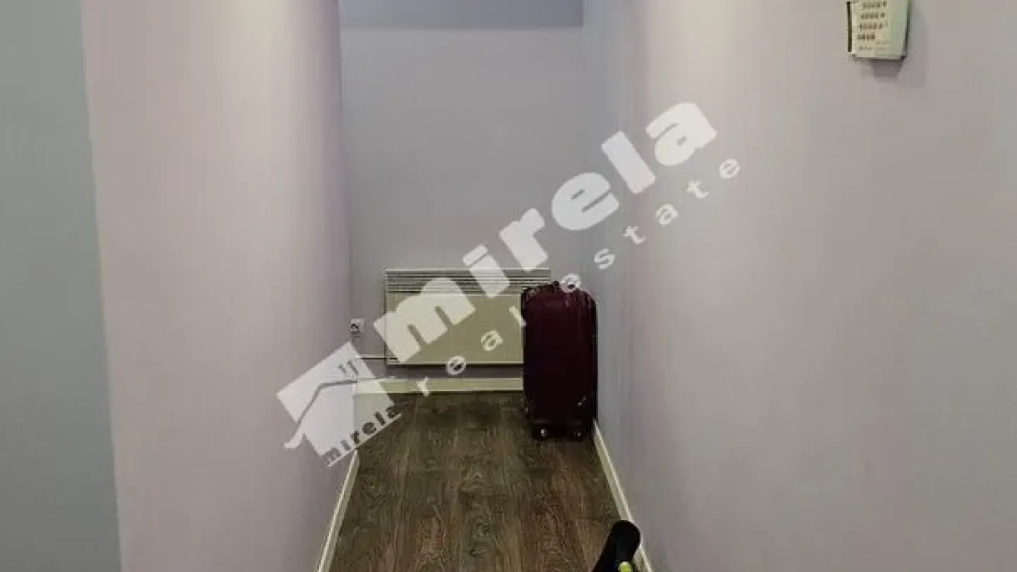 Spacious Fully Furnished 3-Bedroom Apartment in Varna's Levski District - Image 1