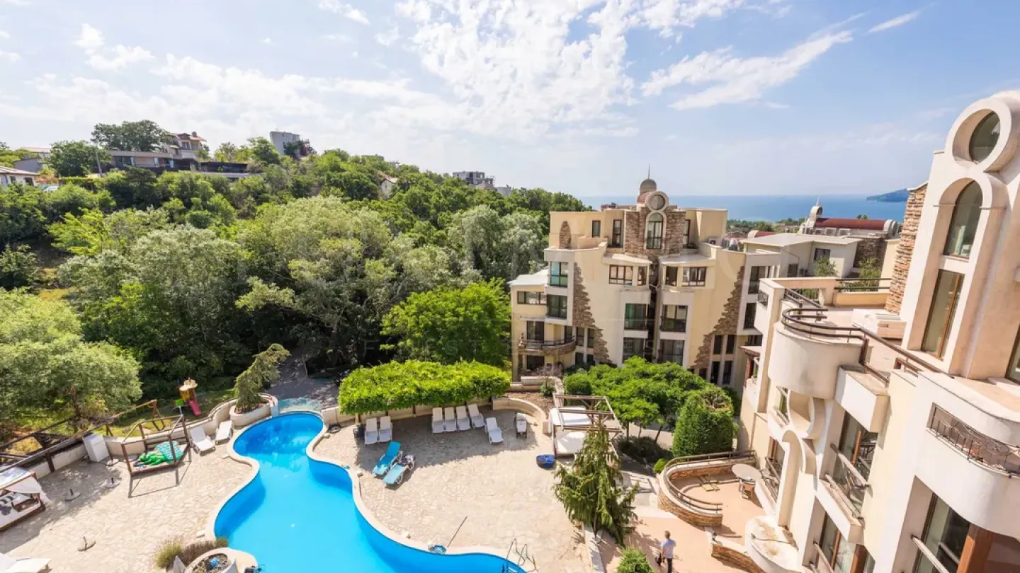 Luxury Penthouse, Sea View, Varna "Briz" - Image 2