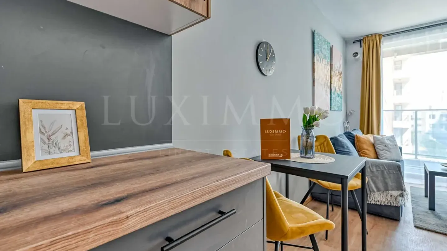 Spacious, Fully Furnished 1-Bedroom Apartment in Malinova Dolina - Image 1
