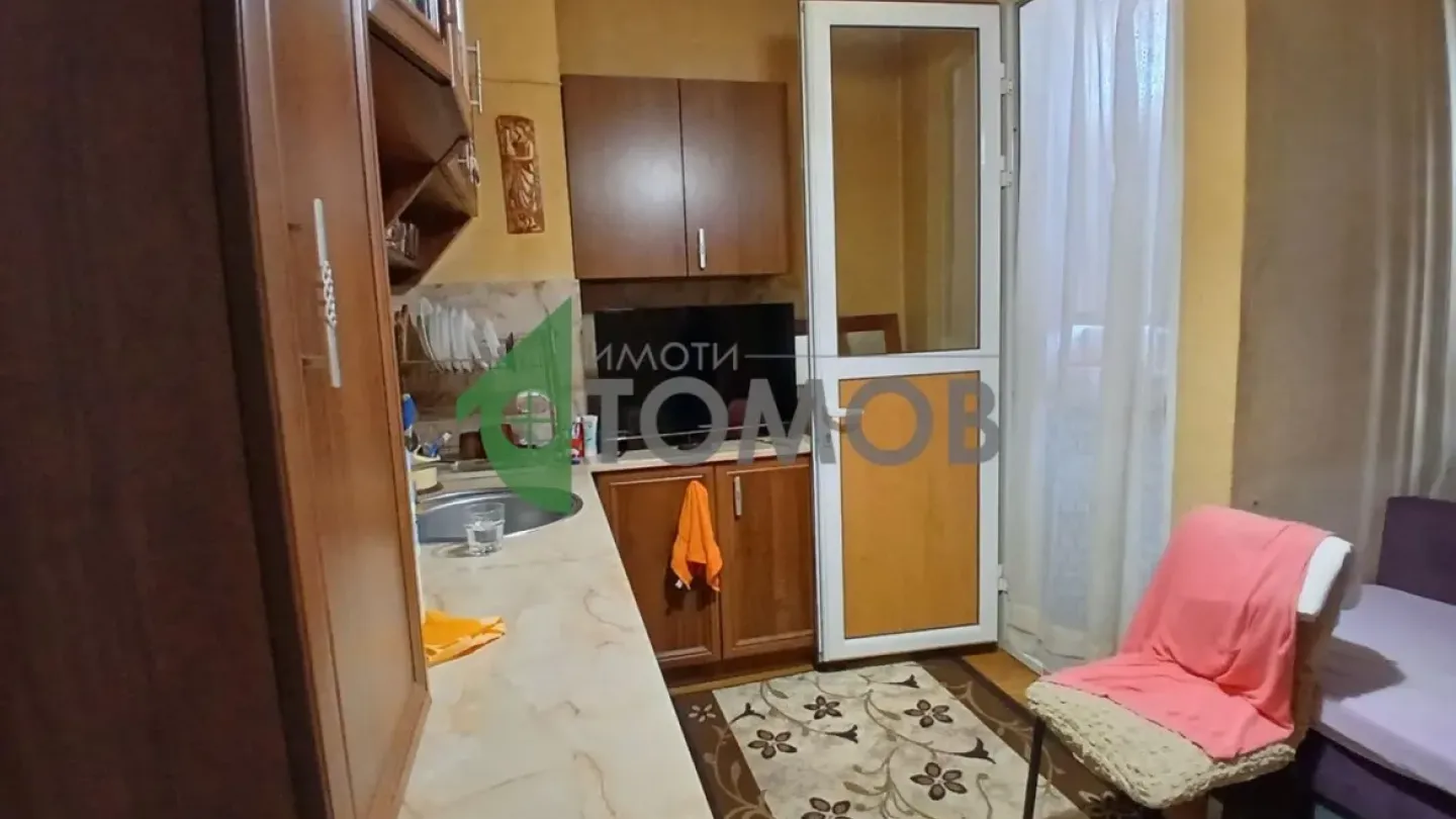 Spacious Two-Bedroom Apartment in Stara Zagora – Sunny Location - Image 1