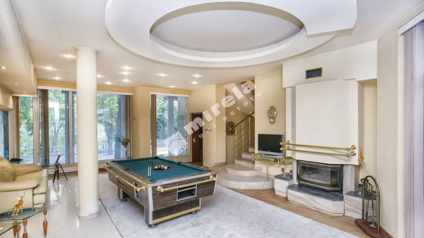 Spacious Fully Furnished House in Varna City Center. - Image 3