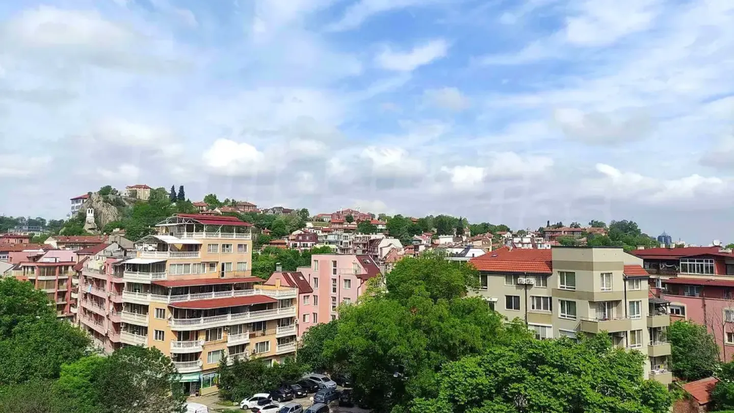 Spacious Apartment with Three Terraces in Plovdiv's Center - Image 3