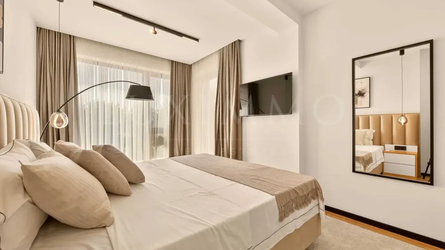 Spacious, Fully Furnished Apartment in Varna's Saltanat Complex - Image 4
