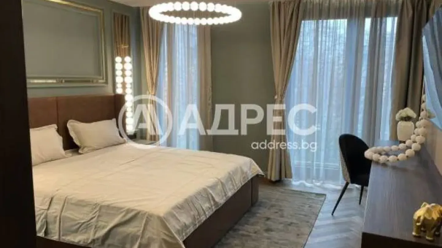 Spacious, Fully Furnished Burgas Apartment with Sea Views - €410,000 - Image 3