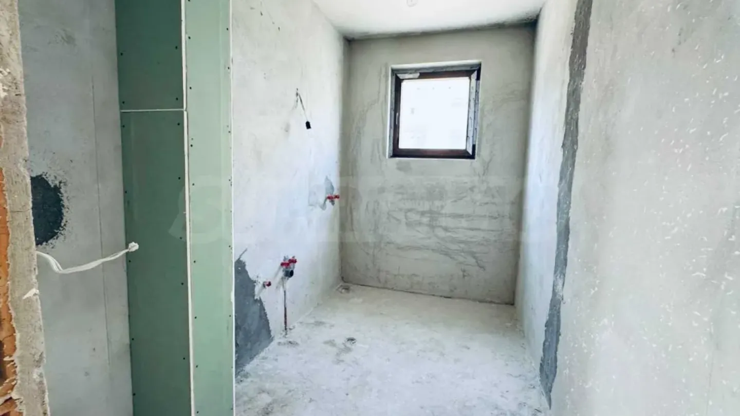 Spacious 3BR Apartment Near Varna's Picadilly Park - Image 4