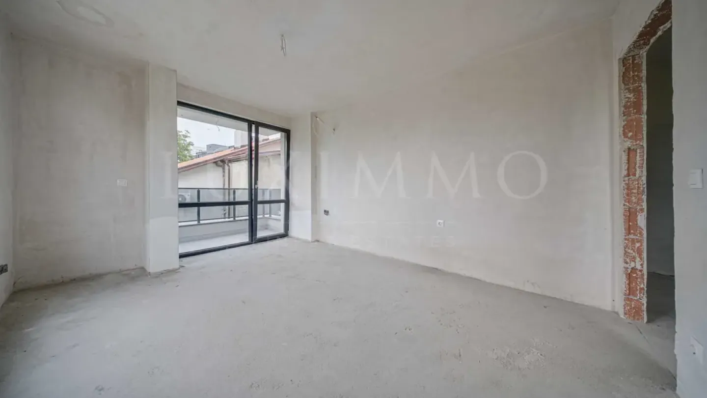 Spacious 2-Bedroom Apartment in Krastova Vada, Sofia - Image 2