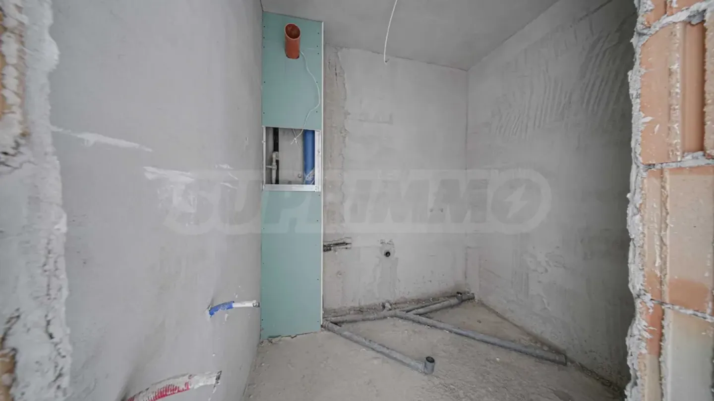 Spacious 2-Bedroom Flat in Sofia, Bulgaria - Image 4