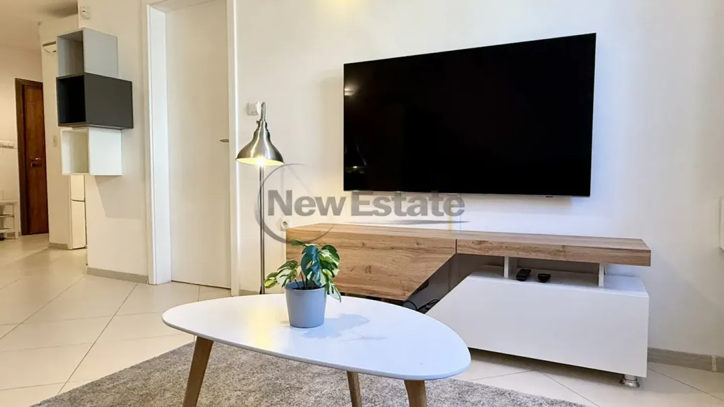 Stylish 1 Bed Apartment in Central Sofia - Fully Furnished - Image 5