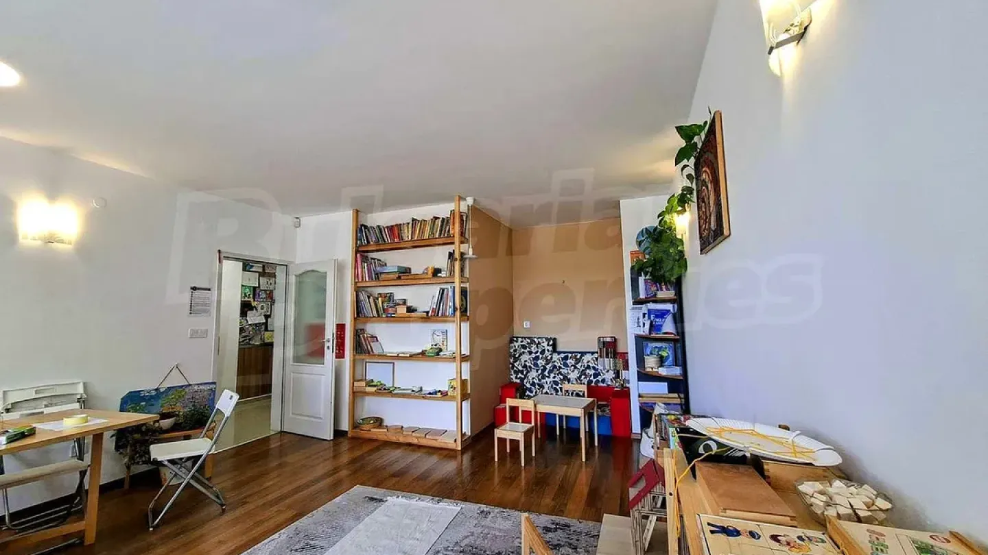 Spacious 2-Bedroom Apartment in Sofia’s Darvenitsa – Bright & Modern - Image 2