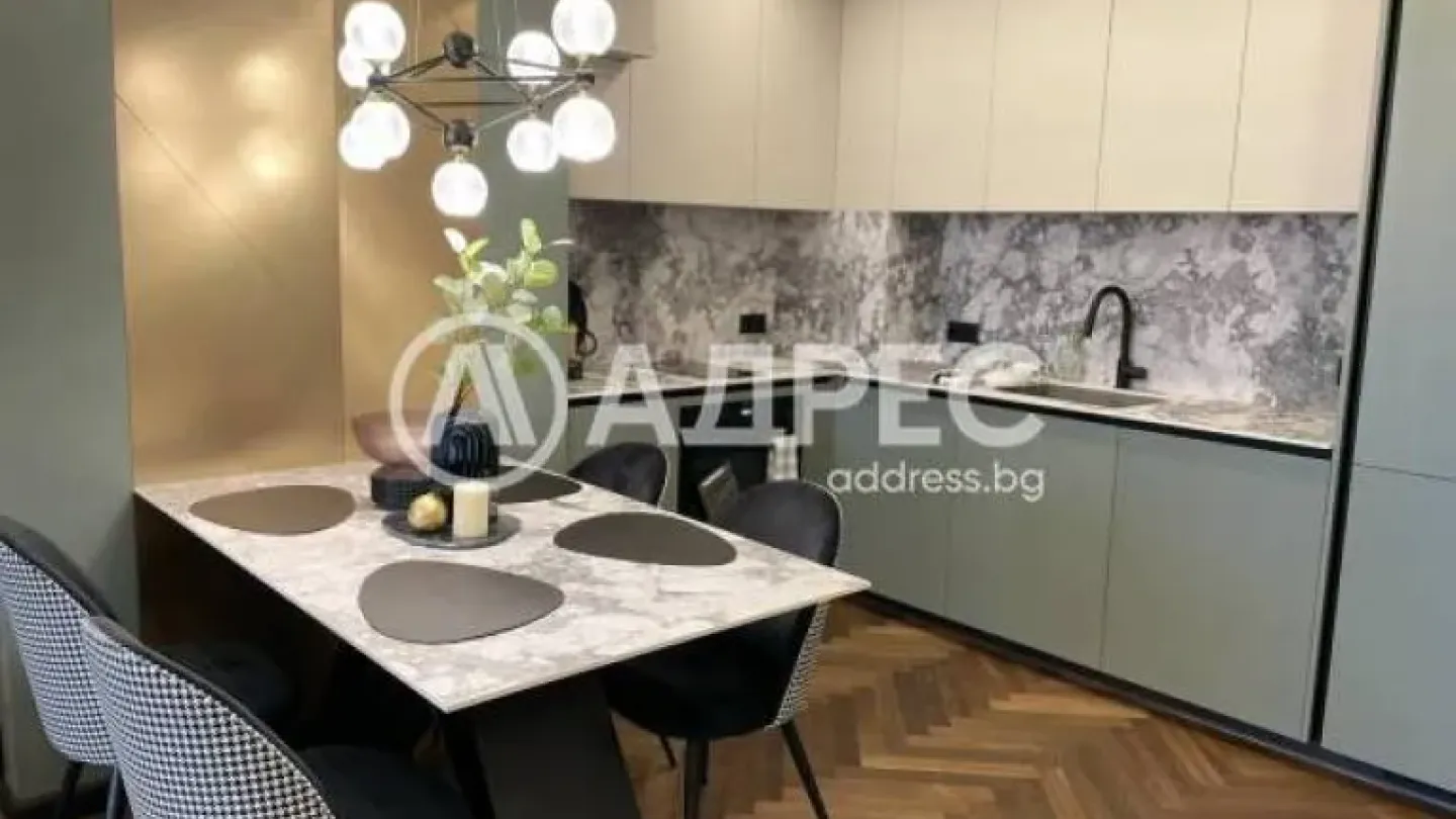 Spacious, Fully Furnished Burgas Apartment with Sea Views - €410,000 - Image 1