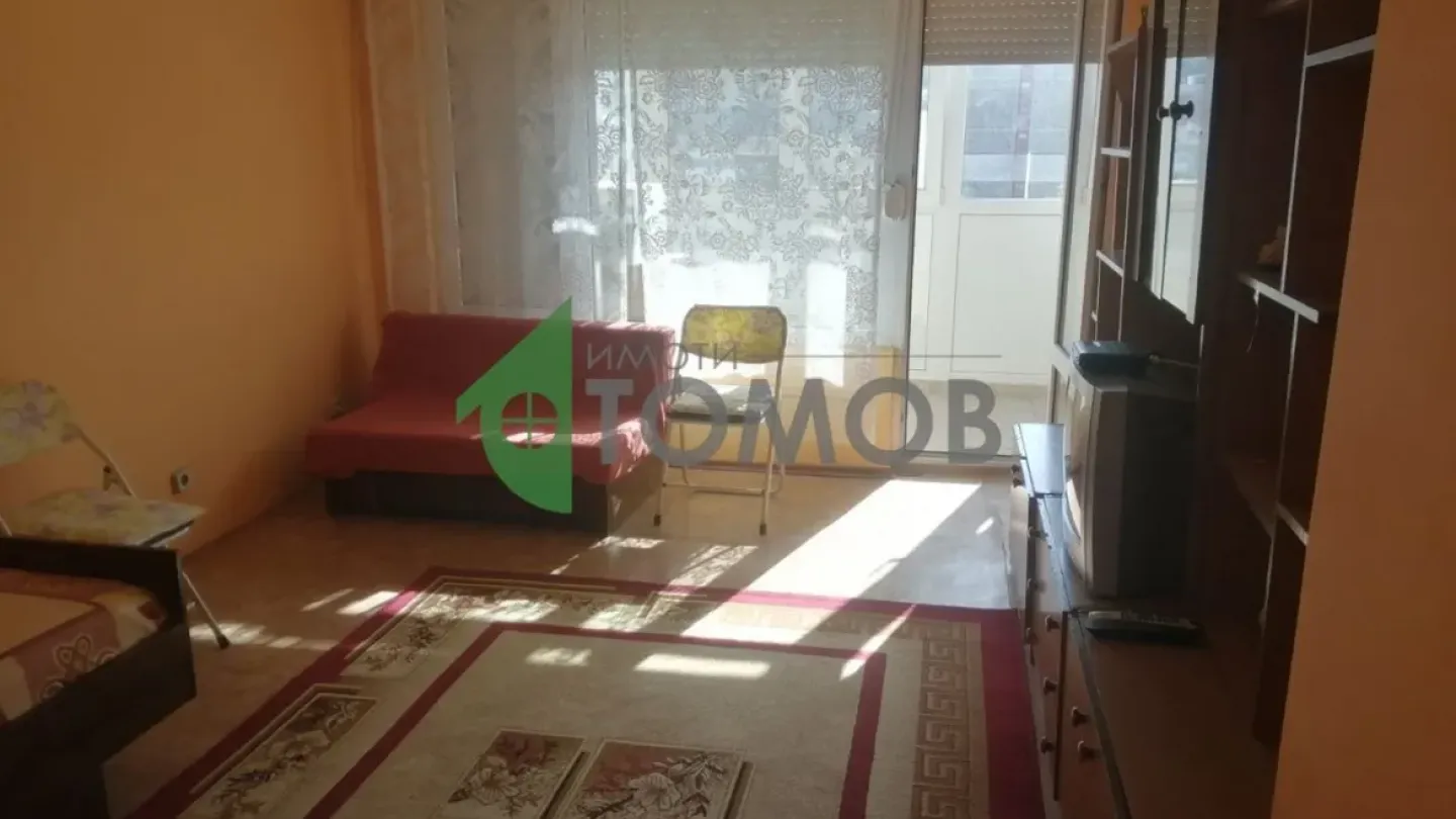 Spacious Two-Bedroom Apartment in Ruse's Rodina 2 District - Image 5