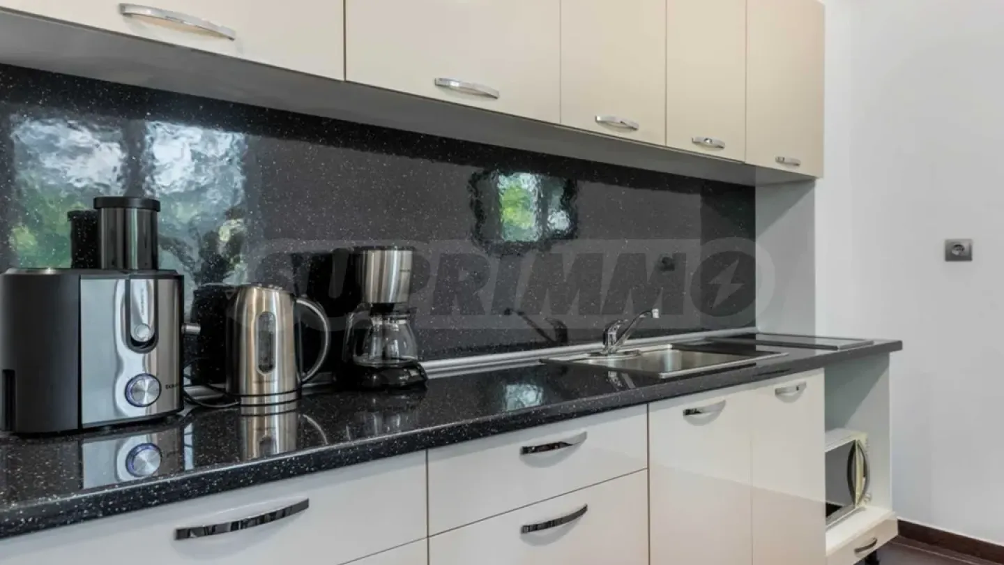 Apartment for rent in Varna - Image 5