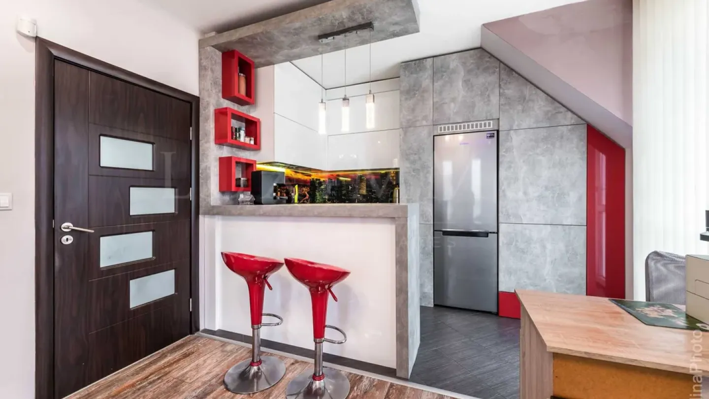 Spacious Levski Apartment Rental - 2 Bedrooms, Parking Included - Image 1