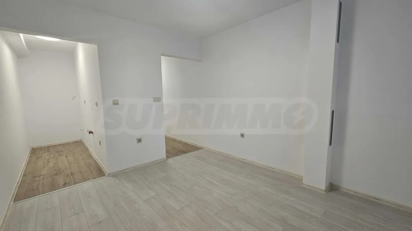 Stylish Studio for Sale in Varna's "Mladost 2" Area - Image 5