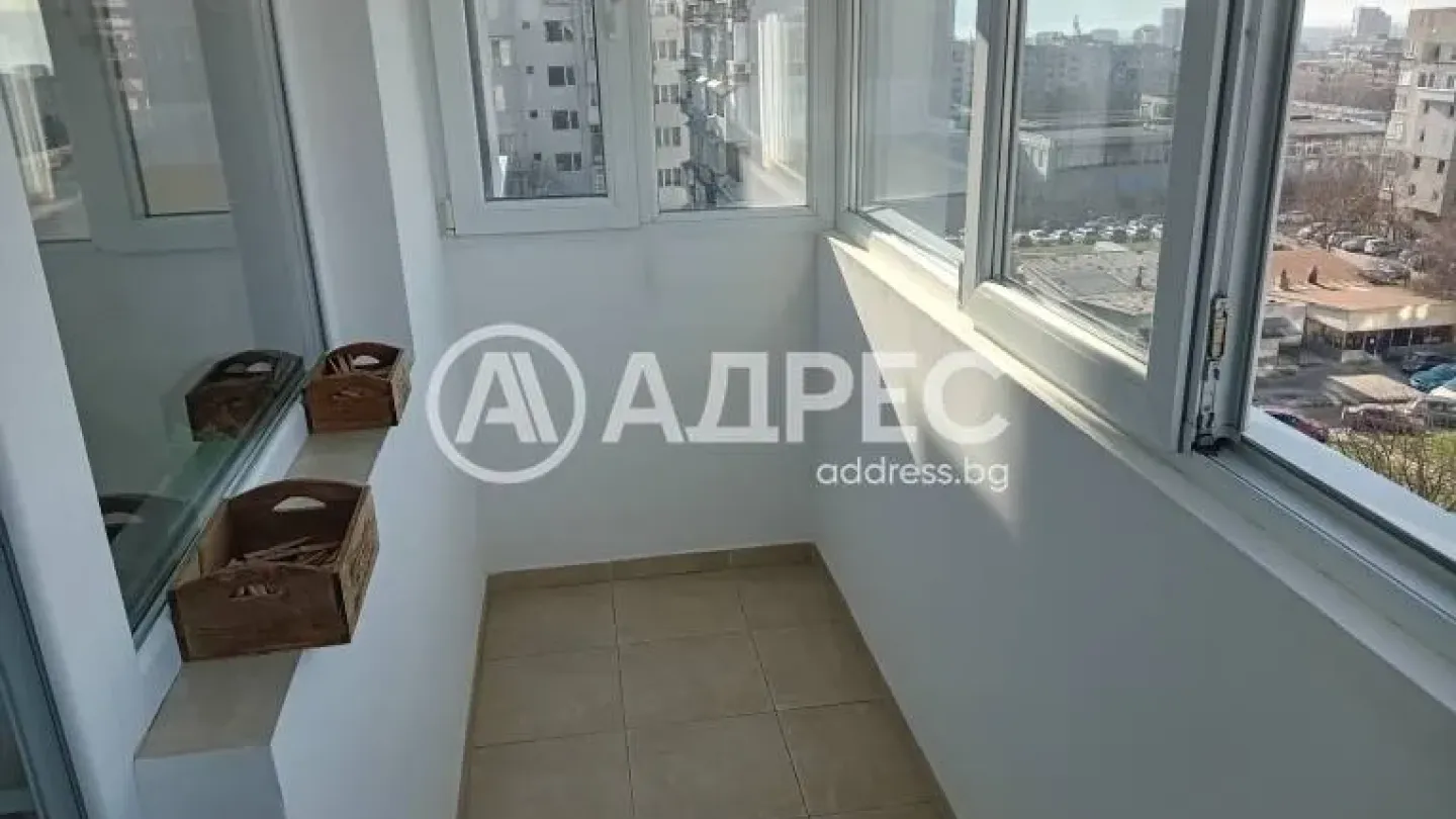 Spacious Fully Furnished 3-Bedroom Apartment with Panoramic Sea Views in Varna. - Image 4