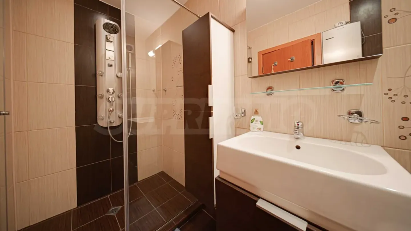 Spacious Fully Furnished Apartment Near Park Zaimov, Sofia - Image 3