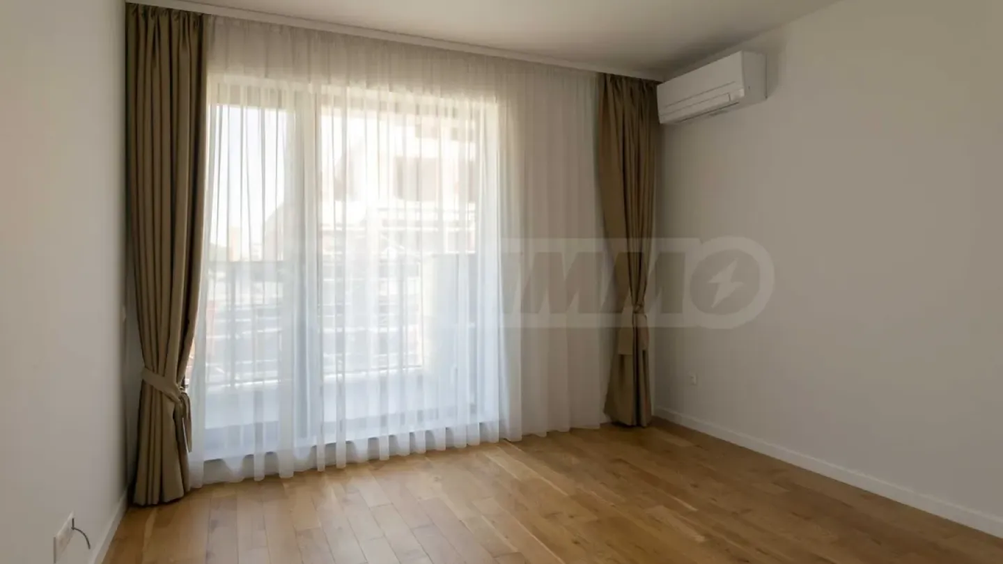 Spacious, Bright Apartment in Plovdiv's Prestigious Complex - Image 3