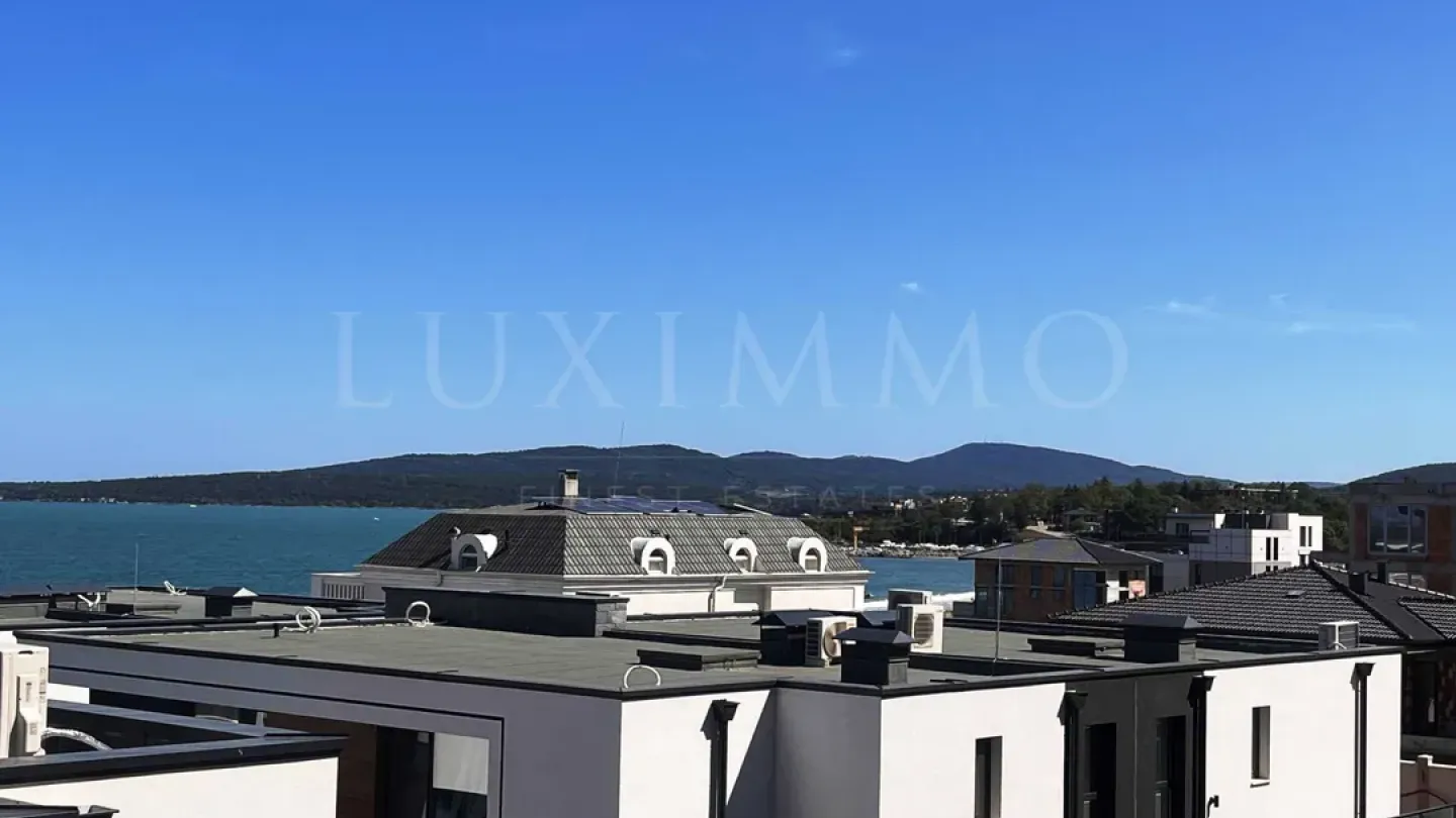 Stylish One-Bedroom Apartment Near Beach in Kraymorie, Burgas - Image 4