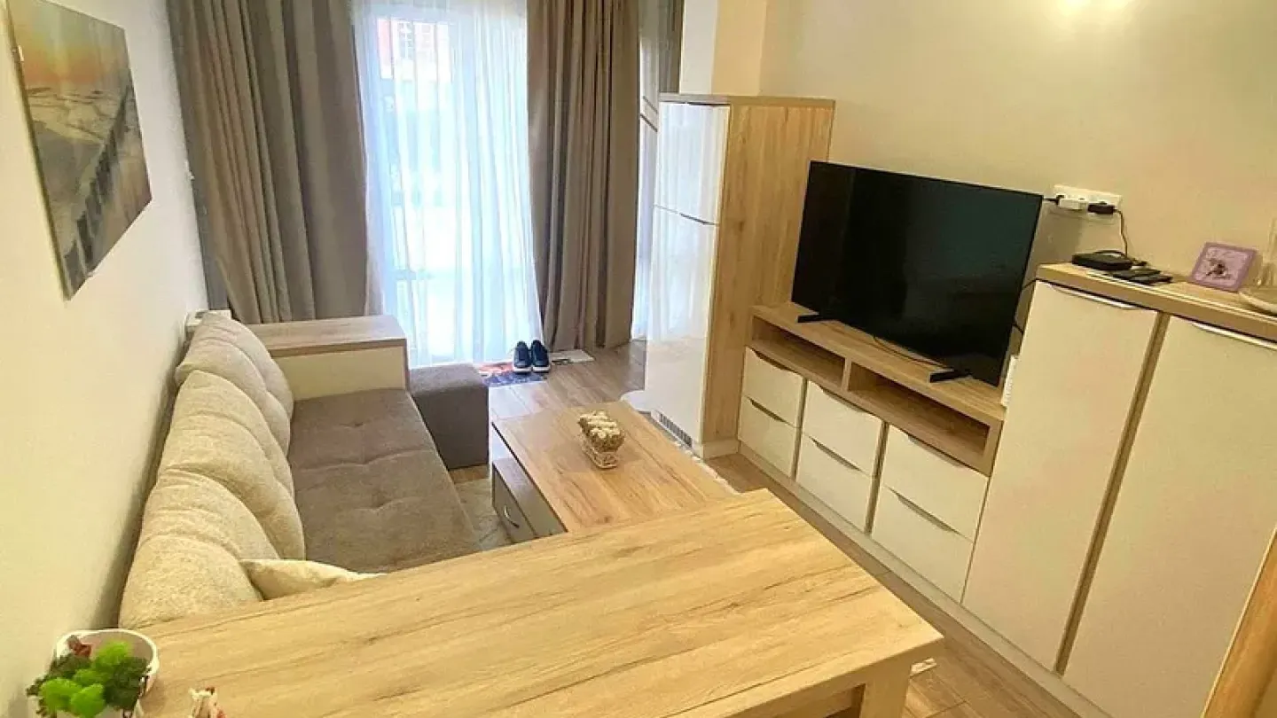 Stylish 1-Bedroom Apartment Near Mall Galeria, Stara Zagora - Image 1