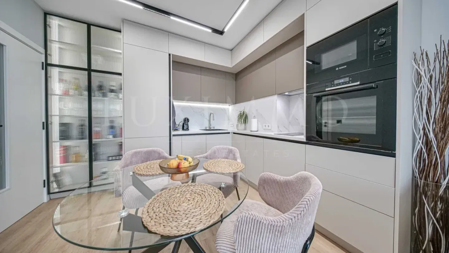 Vitosha Mountain View, 2-Bedroom Apartment, Sofia - Image 4