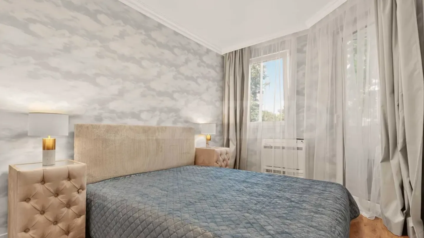 Luxury 3BR Apartment - Varna City Center - Image 3
