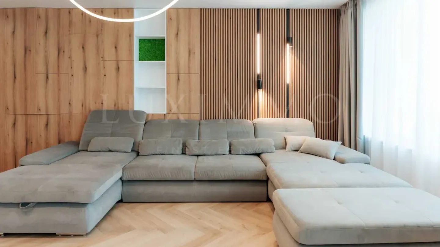 Luxury Burgas Apartment with Parking - Image 3