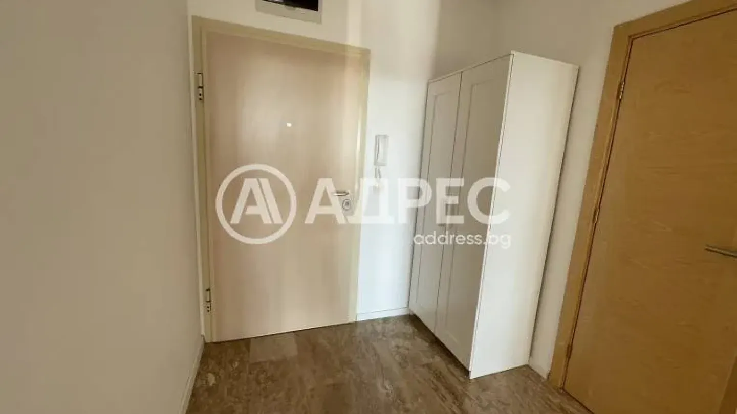 Bright 2-Bedroom Apartment for Rent in Varna's Brz District - Image 4