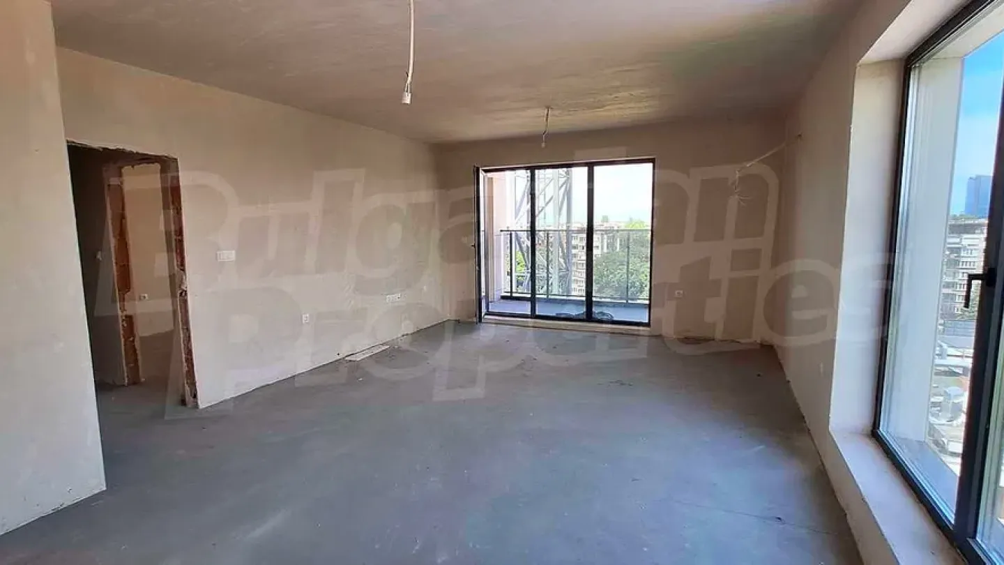 Spacious 2-Bedroom Apartment in Karshiyaka, Plovdiv – New Building - Image 4